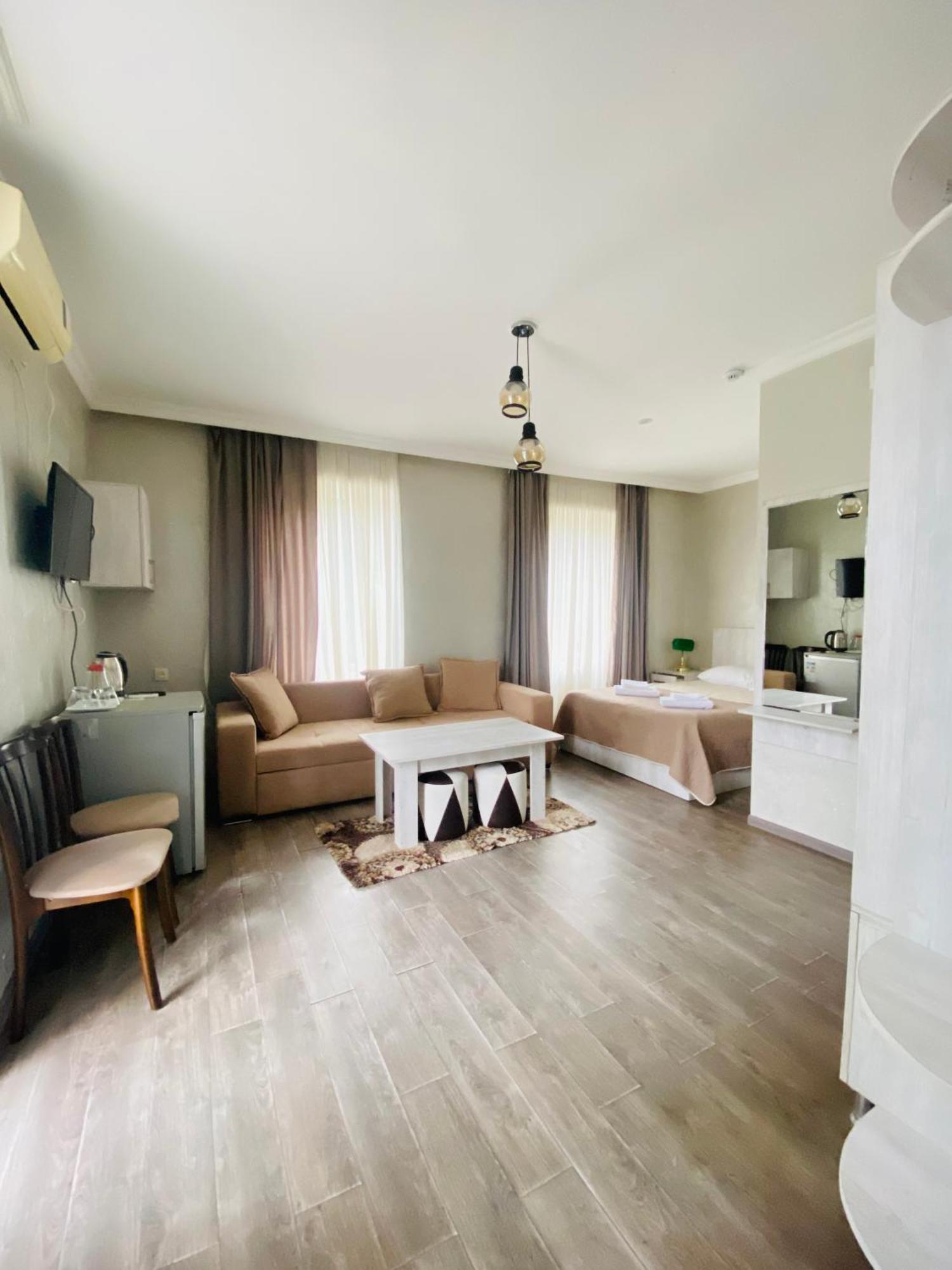 Hotel Garanti Batumi Eksteriør bilde