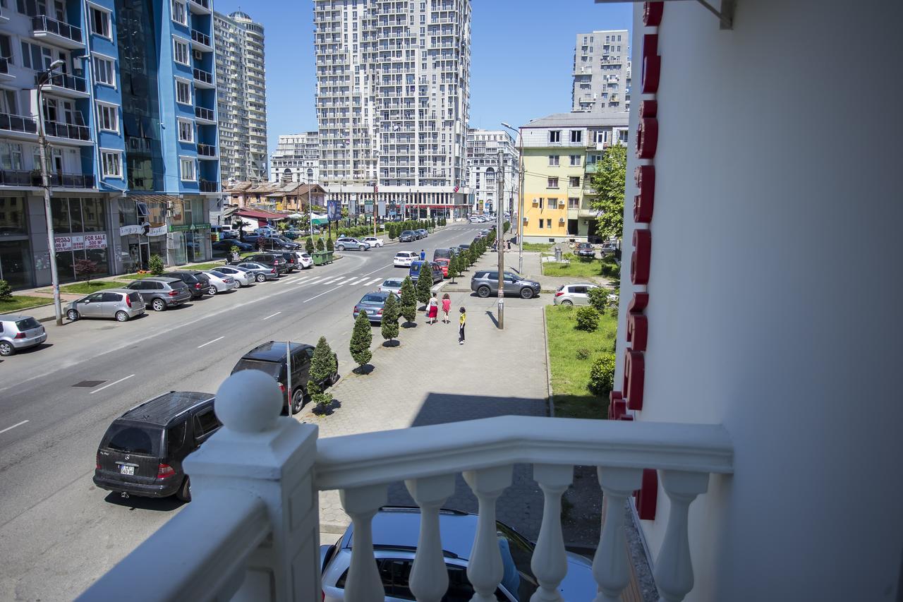 Hotel Garanti Batumi Eksteriør bilde