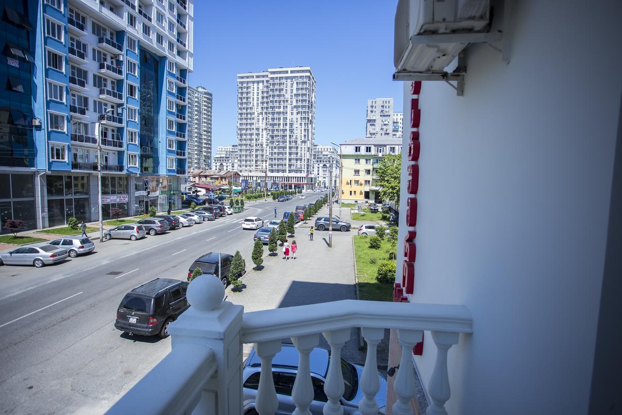 Hotel Garanti Batumi Eksteriør bilde